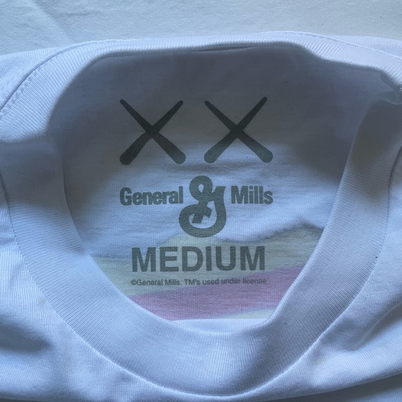 KAWS x Monsters Boo-Berry t-shirt collab with General Mills - Picture 3 of 6